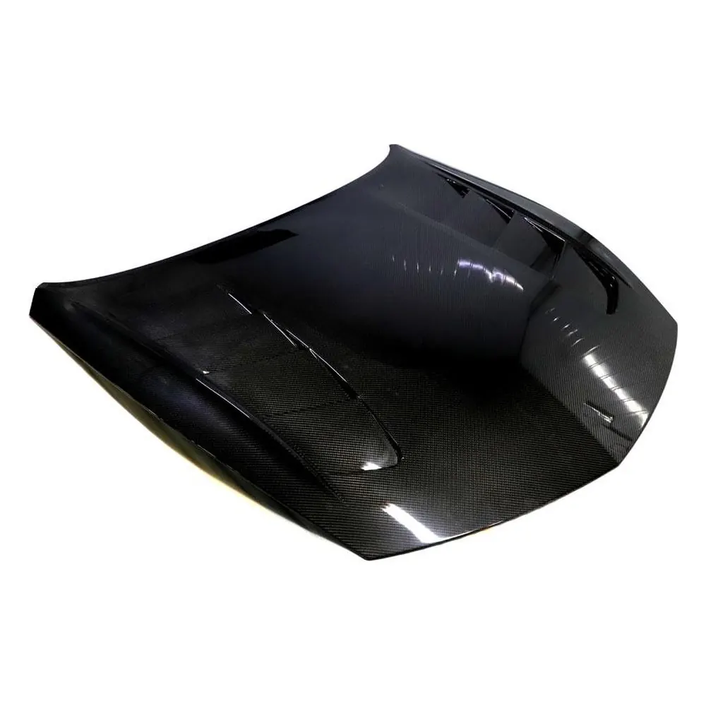 Engine Hood in Carbon Fiber for Nissan 400Z (2023) — front three-quarter view