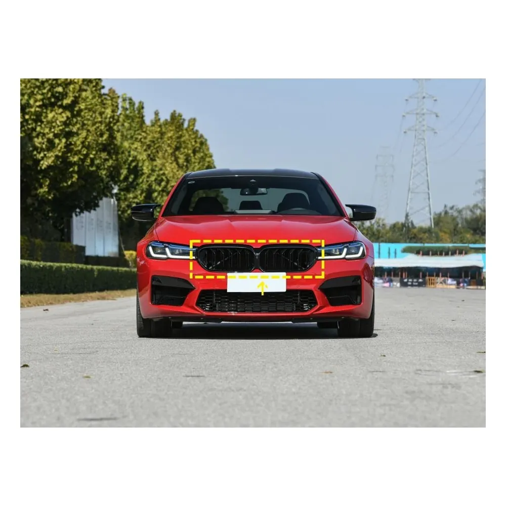 Front Kidney Grille for BMW M5 LCI Competition (2021) in Carbon Fiber — close-up of the woven texture