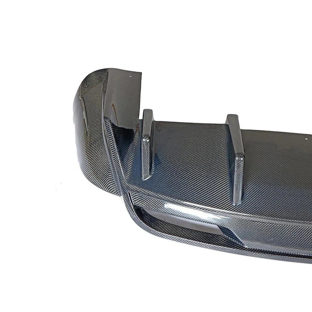 Yeedercar Rear Bumper Lip in Carbon Fiber for Tesla Model Revozport - Image 3