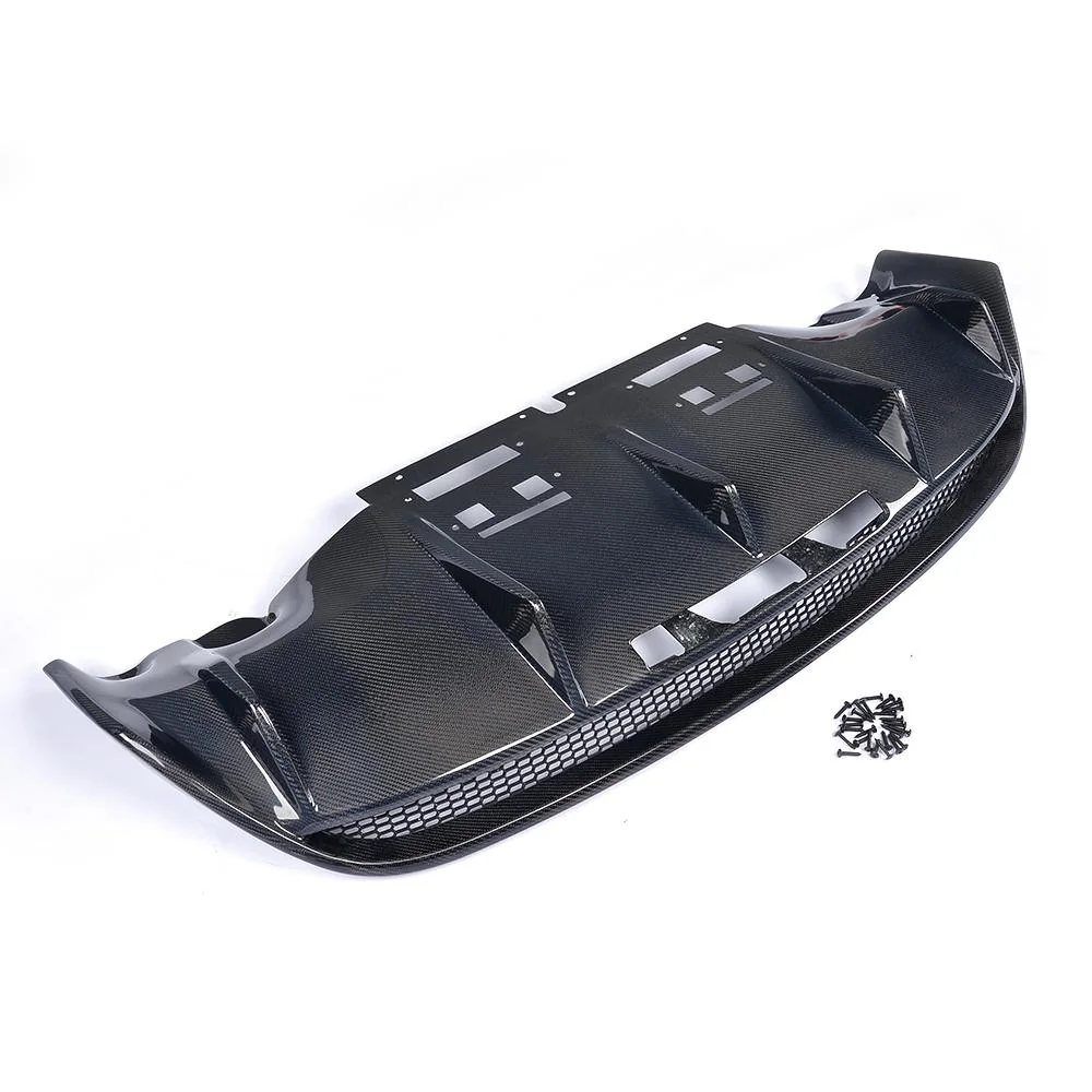 Yeedercar Rear Diffuser in ABS for BMW M4 M3 F80 M3 F82 F83 M4 (2014-2017) - Image 3
