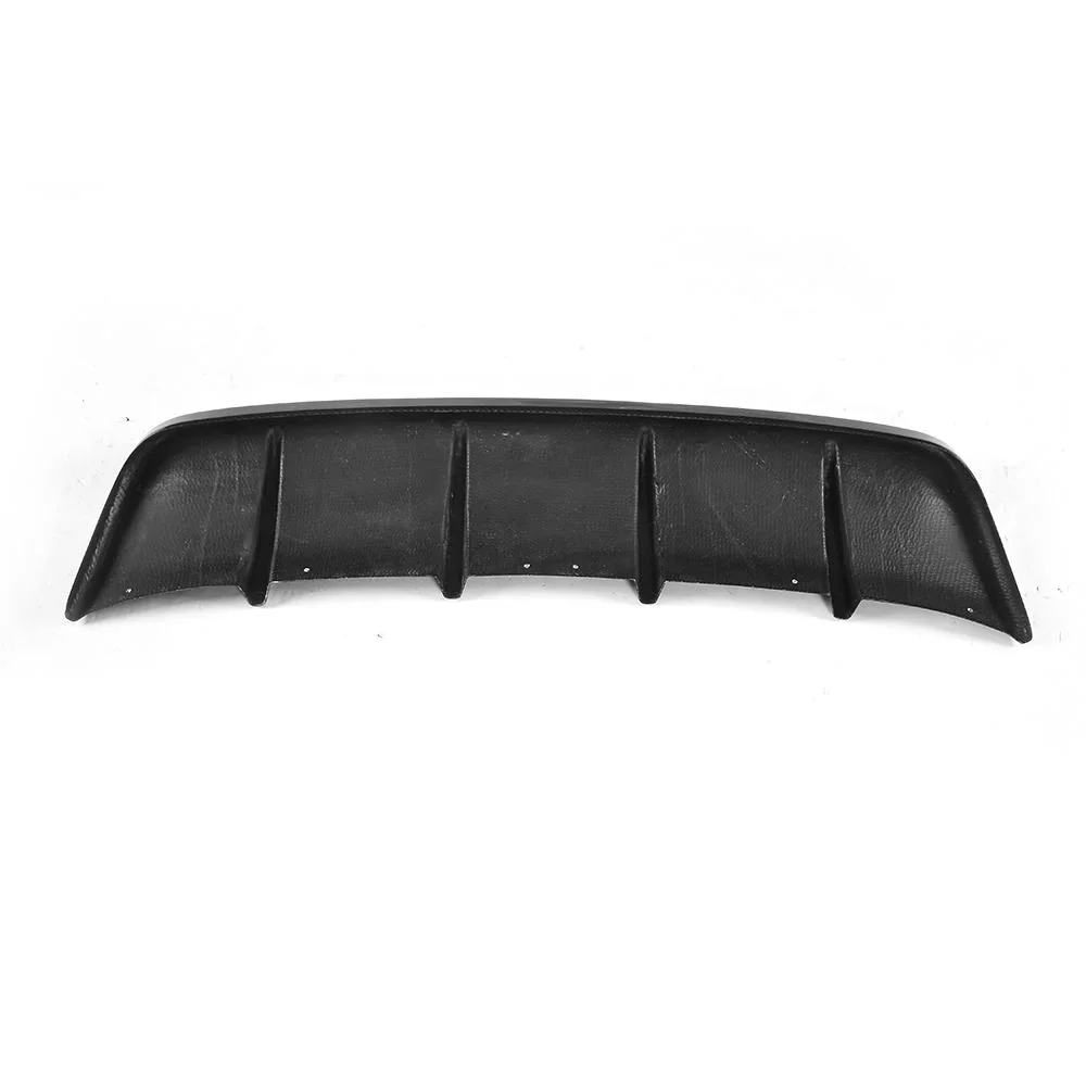 Carbon Fiber Rear Diffuser for Porsche Panamera 4S Hatchback 4-Door (2017-2019) - Yeedercar - Image 2
